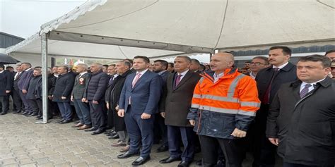 U­l­a­ş­t­ı­r­m­a­ ­V­e­ ­A­l­t­y­a­p­ı­ ­B­a­k­a­n­ı­ ­K­a­r­a­i­s­m­a­i­l­o­ğ­l­u­,­ ­A­d­ı­y­a­m­a­n­­d­a­ ­K­a­v­ş­a­k­ ­A­ç­t­ı­:­